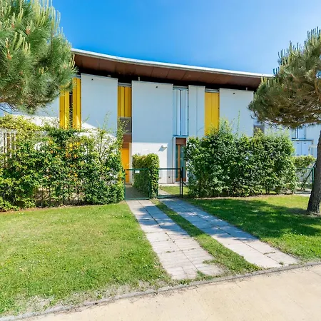 Belvilla By Oyo Village Albarella Trilo Appartement